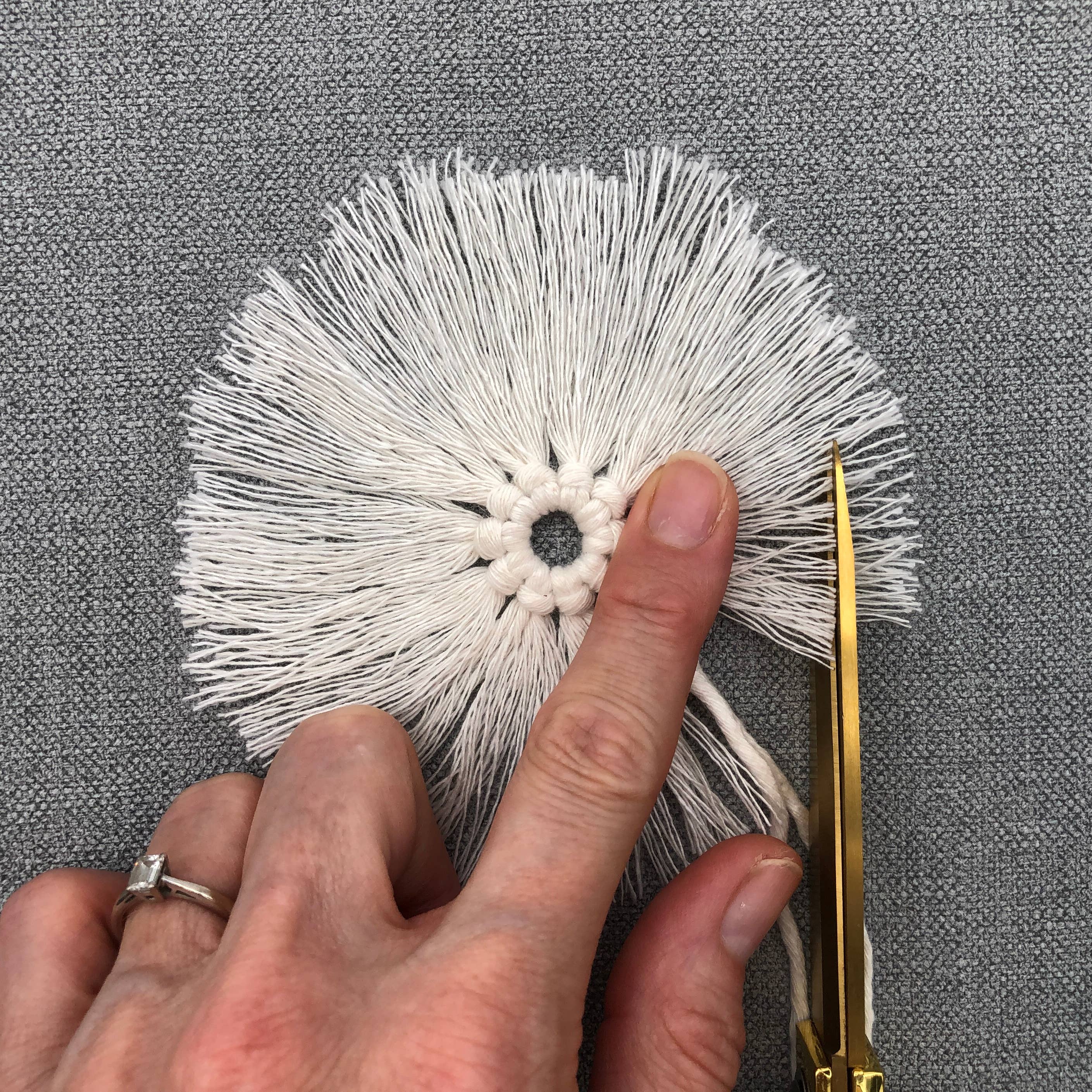 Macramé kit - Christmas Snowflake Decorations