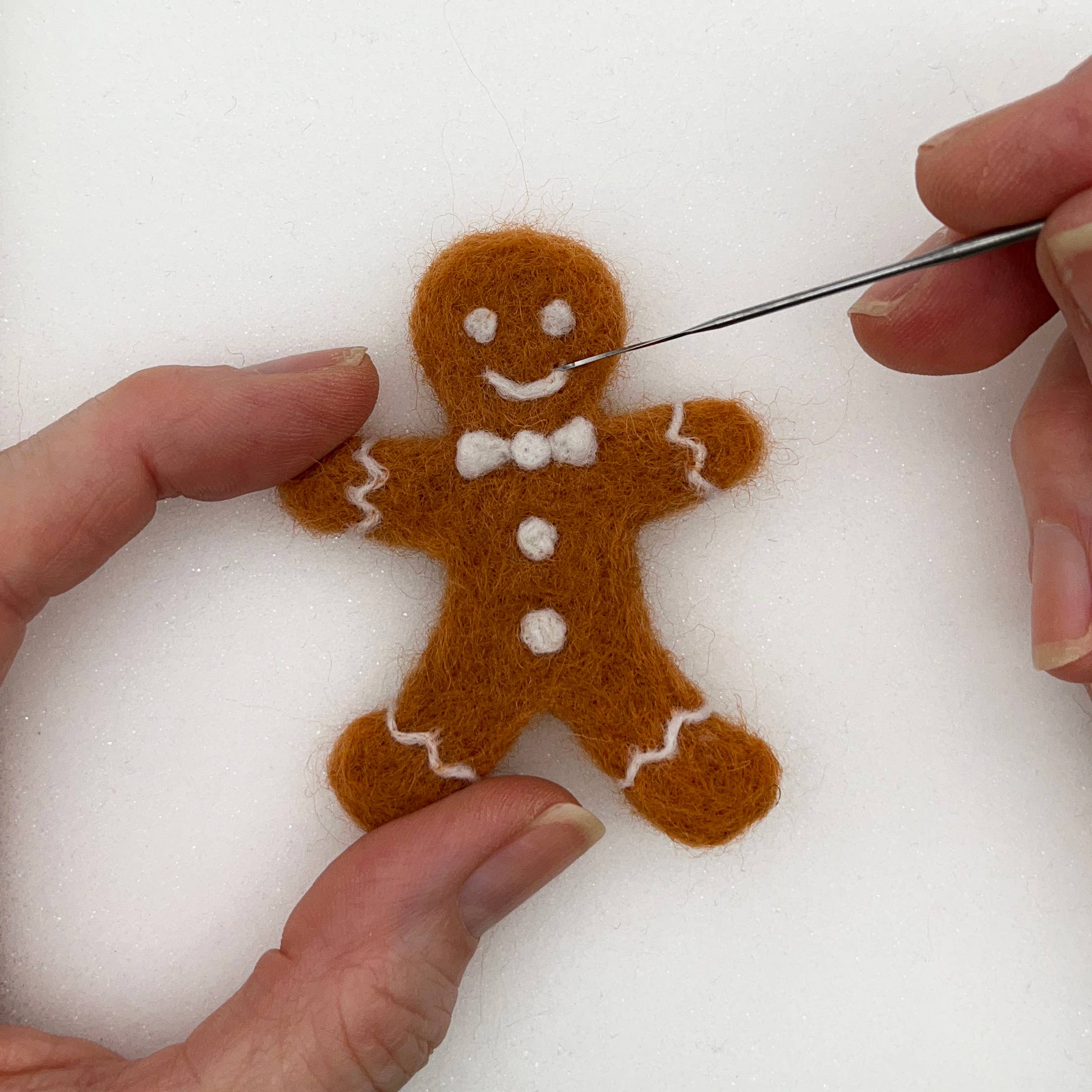 Needle Felting Kit, Gingerbread Decorations. Christmas craft