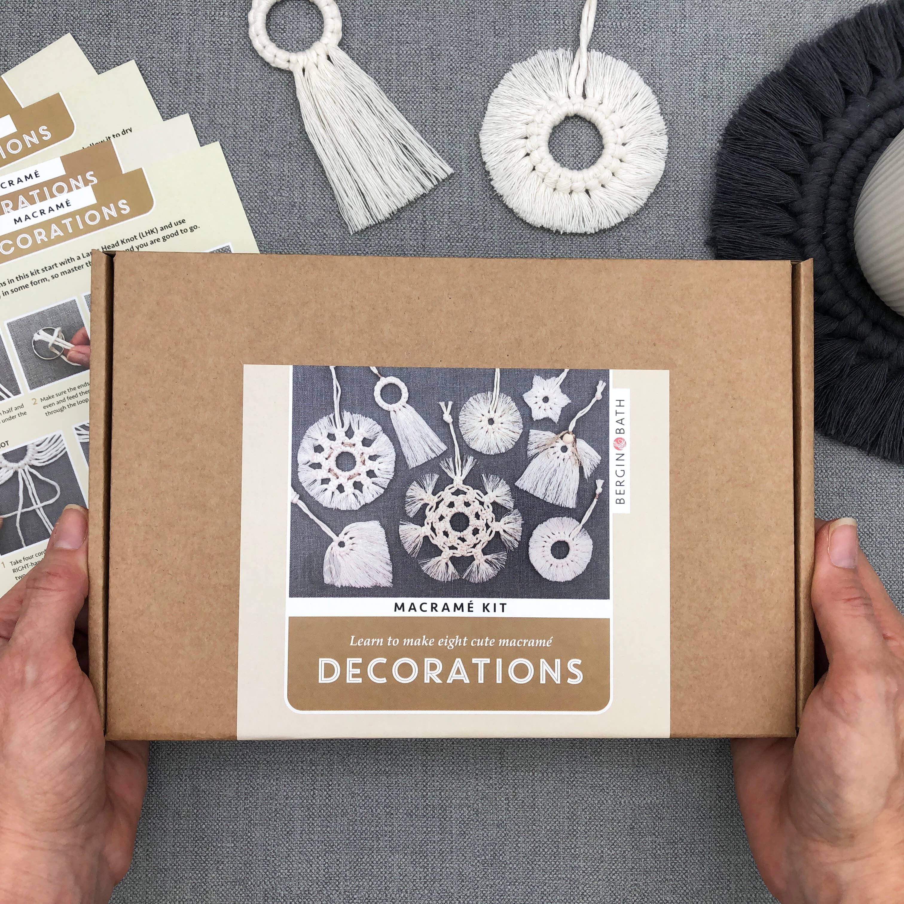Macramé kit - Christmas Snowflake Decorations